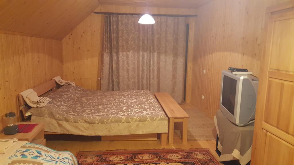 Guest House In Carpathians Мигово Екстериор снимка