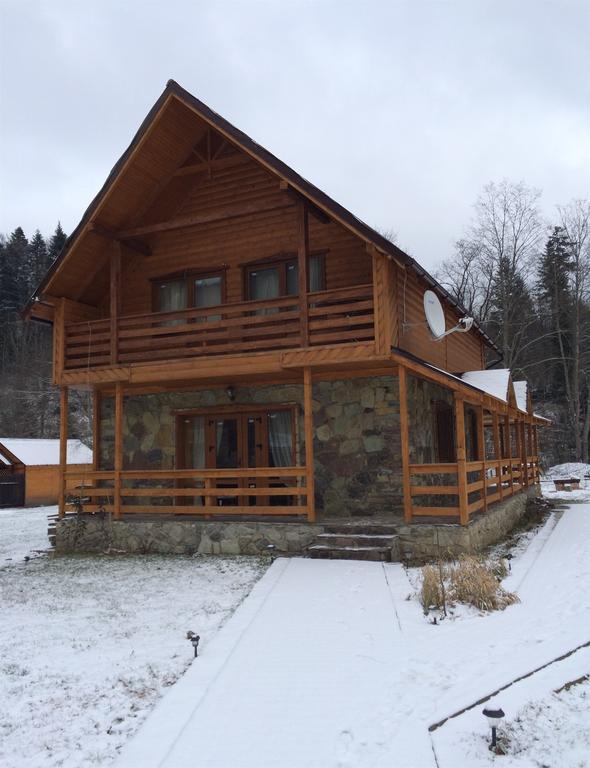 Guest House In Carpathians Мигово Стая снимка