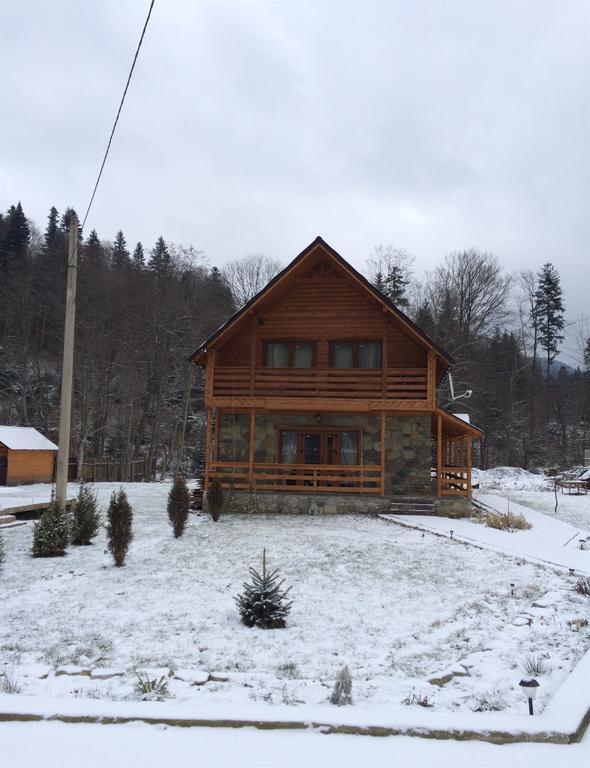 Guest House In Carpathians Мигово Екстериор снимка